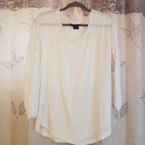OhConcept Collection cream 3/4 length lace sleeves